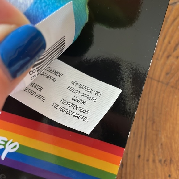 NWT Disney Rainbow Collection MICKEY MOUSE Clip-ON - Picture 11 of 12